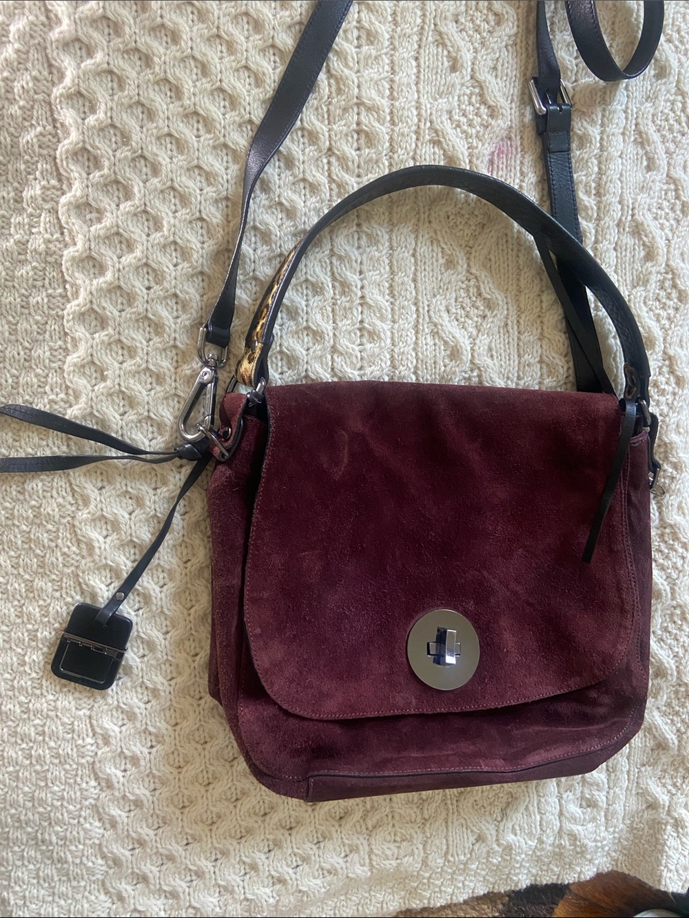 INNUÉ Womens Italian Suede Designer Crossbody Bag in Burgundy